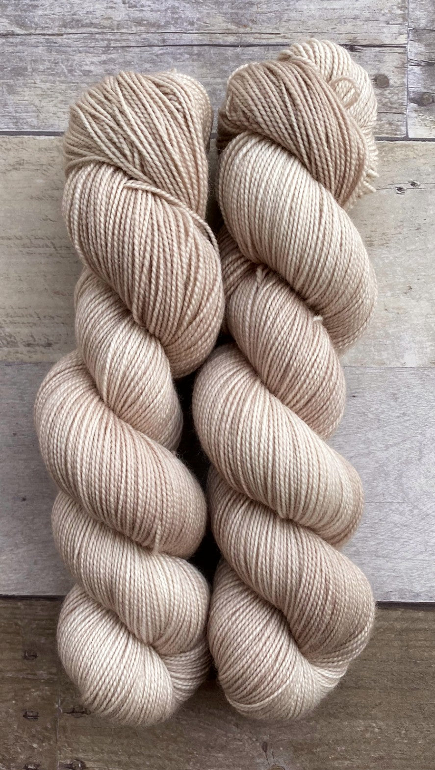 Stumptown DK - Polka Dot Sheep